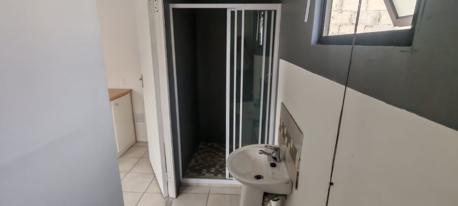 1 Bedroom Property for Sale in Electric City Western Cape